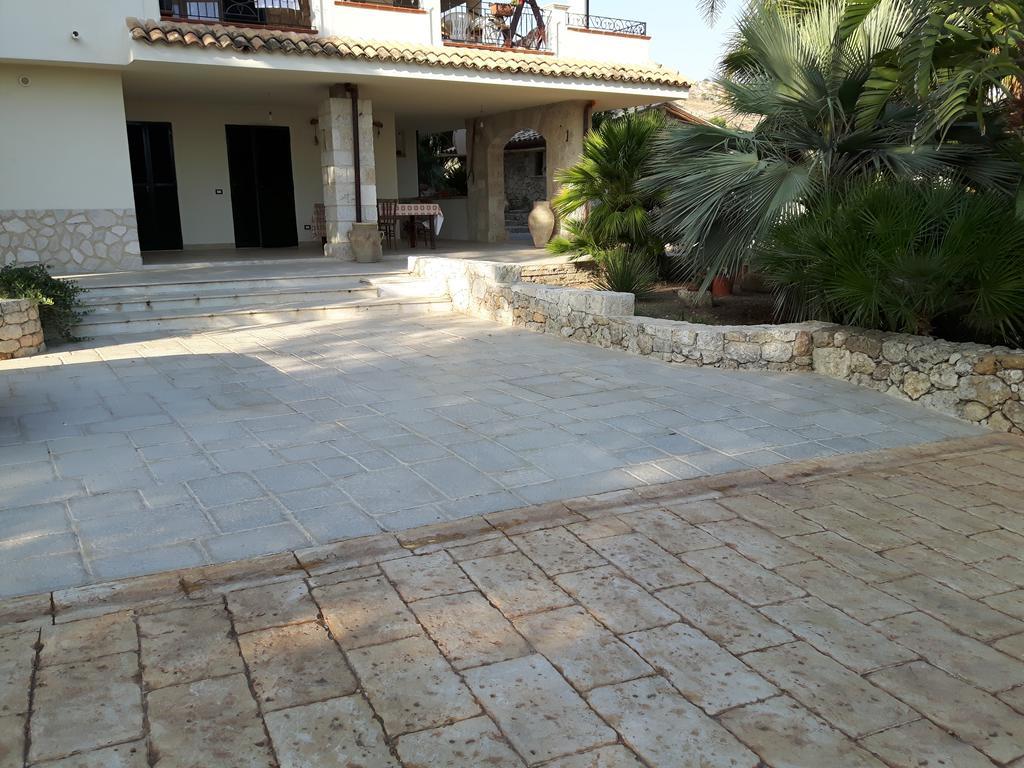 Casale Rocca Russa Villaggio Mose (Sicily)